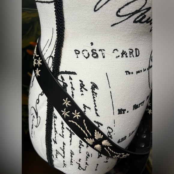 Old Trends Senna Leather Belt, size 38 - Picture 4 of 8